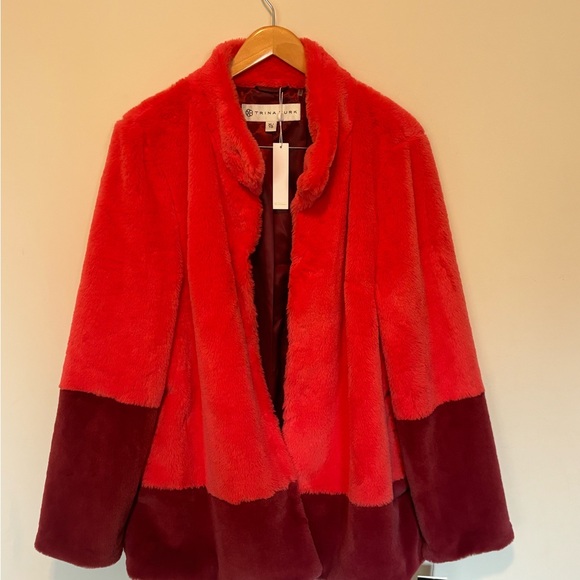 WINTER SALE - Trina Turk Coat - Picture 9 of 9